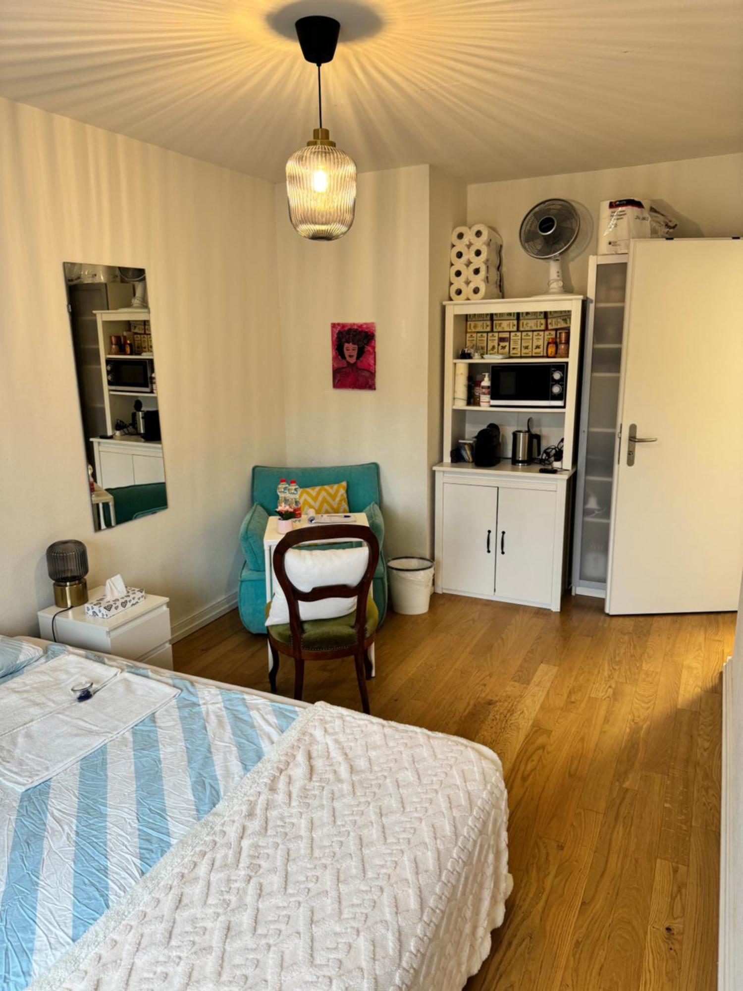 City Center Rooftop Studio With Oldtown View Bâle Extérieur photo